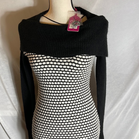 Candies Dress - Picture 1 of 6